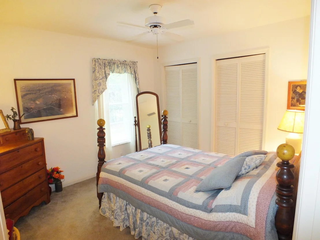Photo of 1600 Grantham Drive