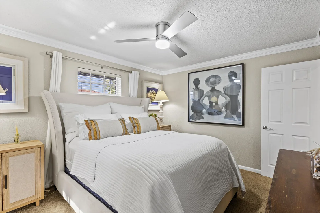 Photo of 3544 Lakeview Drive
