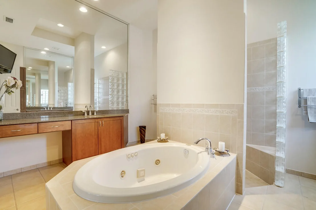 Photo of 10293 Trianon Place