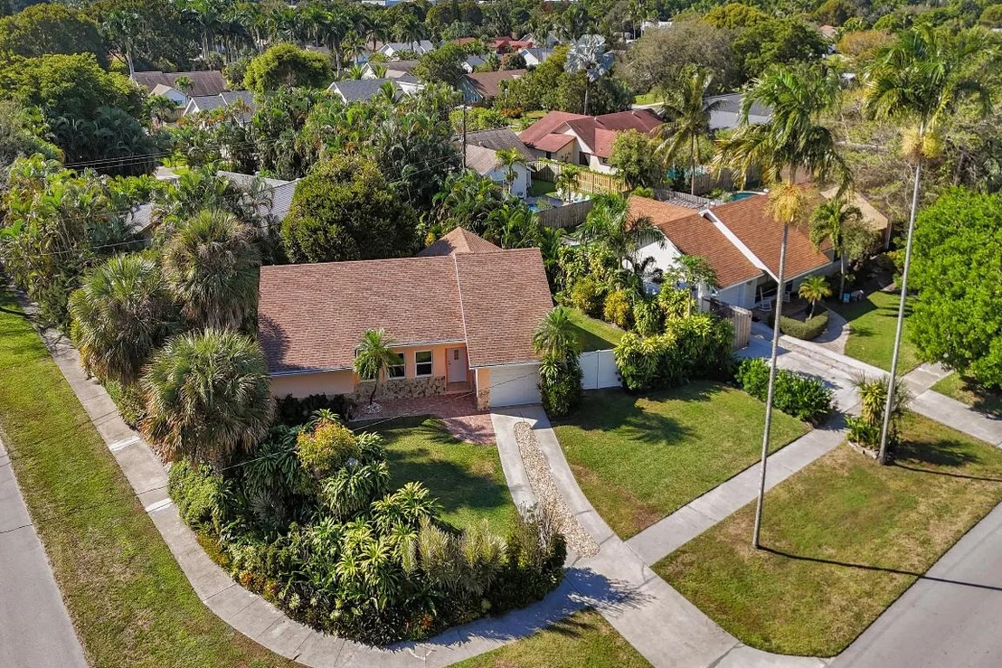 Photo of 1286 Audubon Boulevard