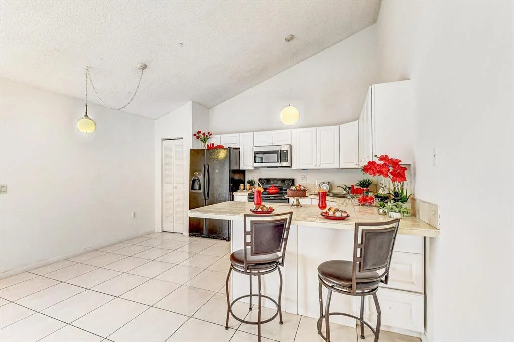 Photo of 10142 Windtree Lane N