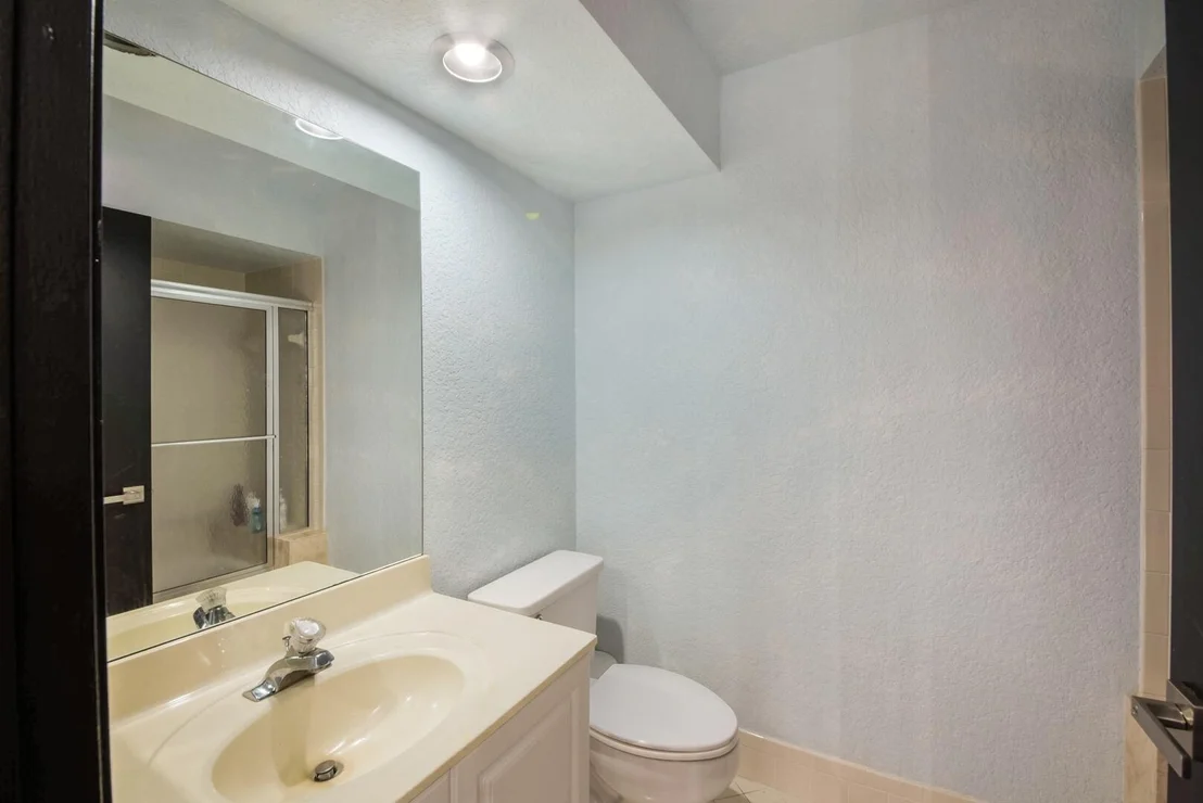 Photo of 8658 Kimble Way