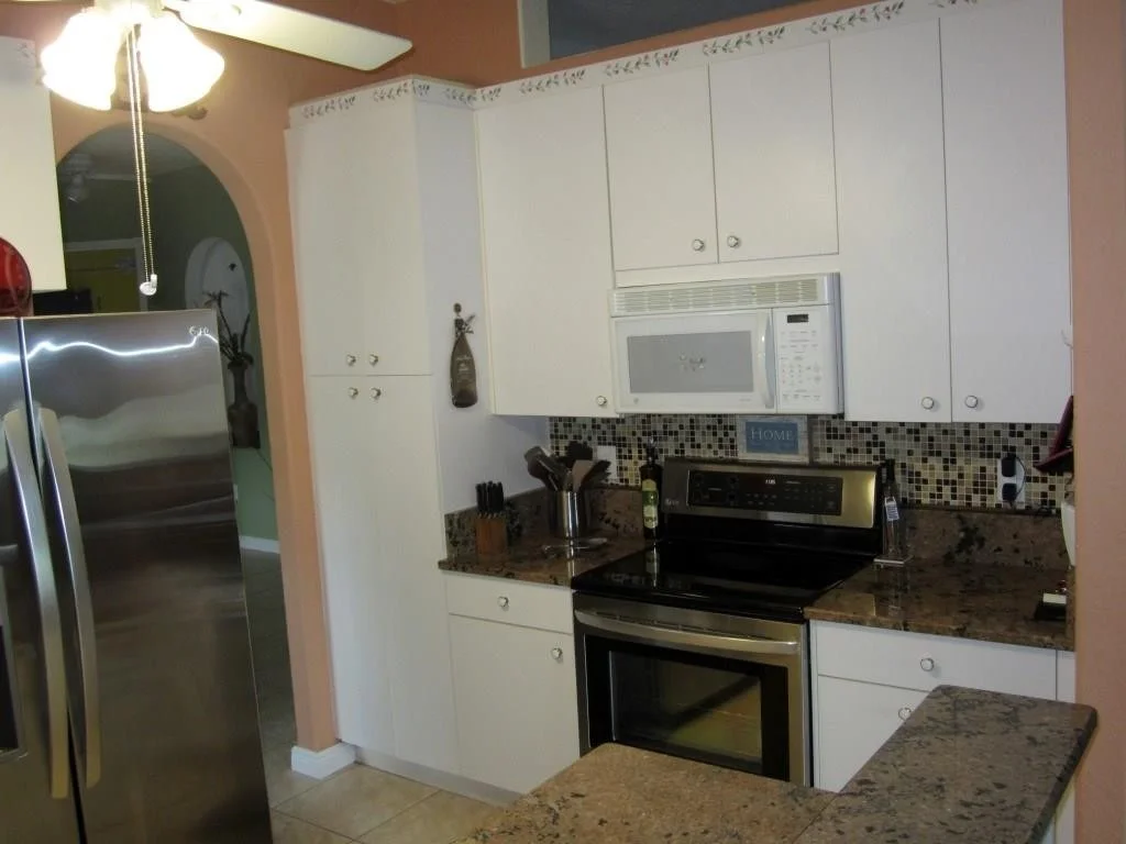 Photo of Unit 203 at 7985 Exeter Boulevard