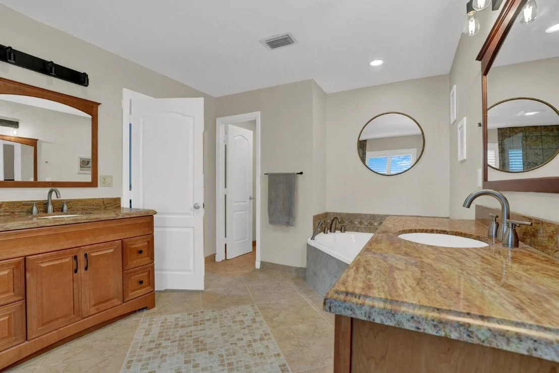 Photo of 1008 Pine Lake Circle