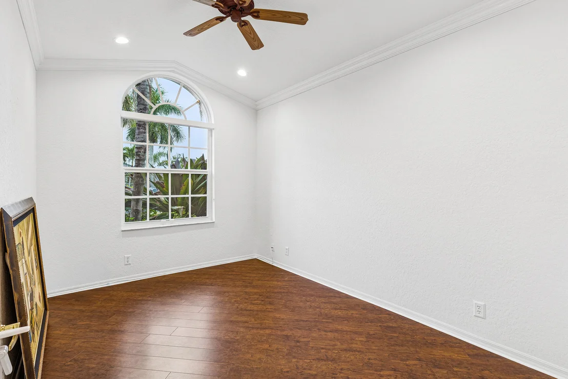 Photo of 21509 Halstead Drive