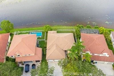 Photo of 921 Crestview Circle