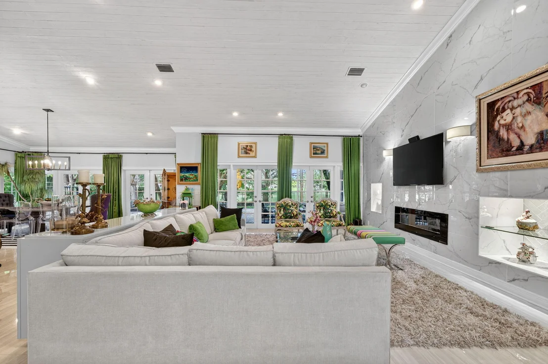 Photo of 7205 MANDARIN Drive