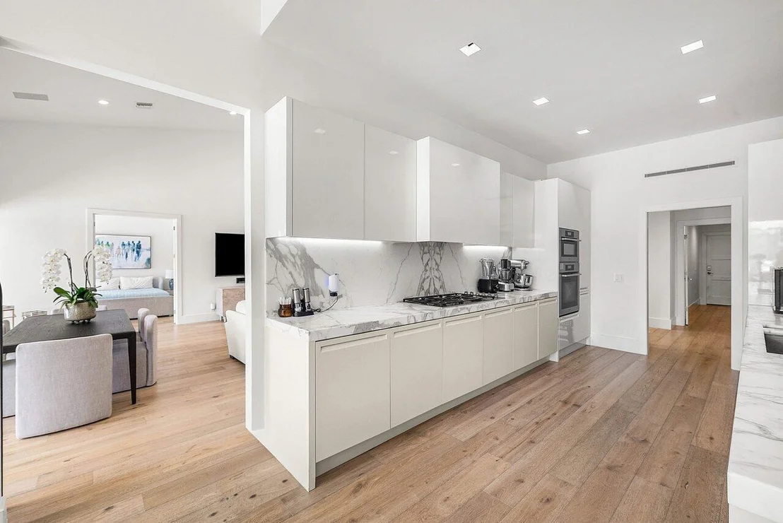 Photo of 215 Island Drive
