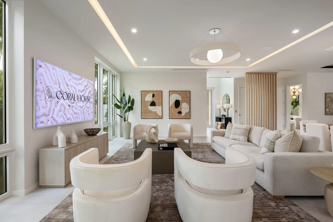 Photo of 800 Bond Way
