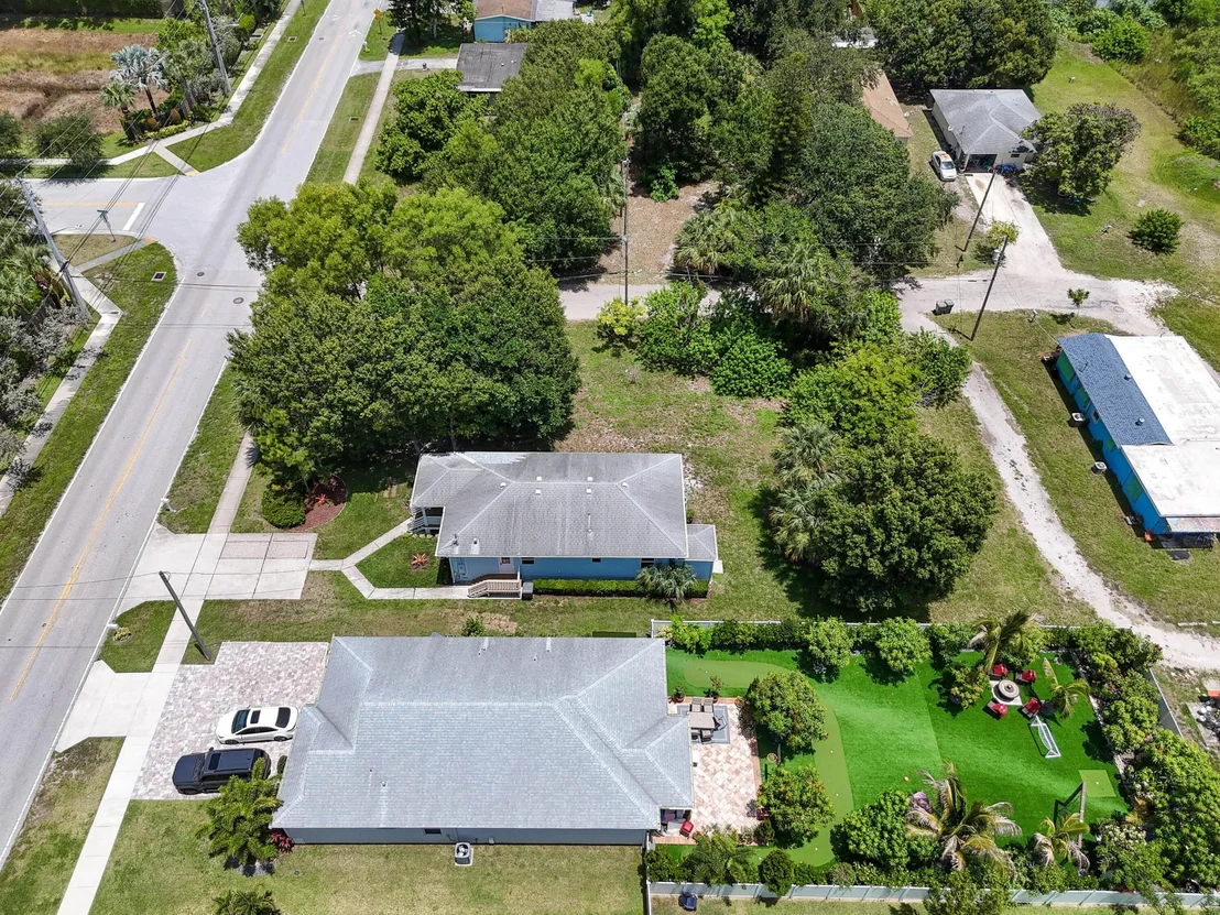 Photo of 18066 Limestone Creek Road