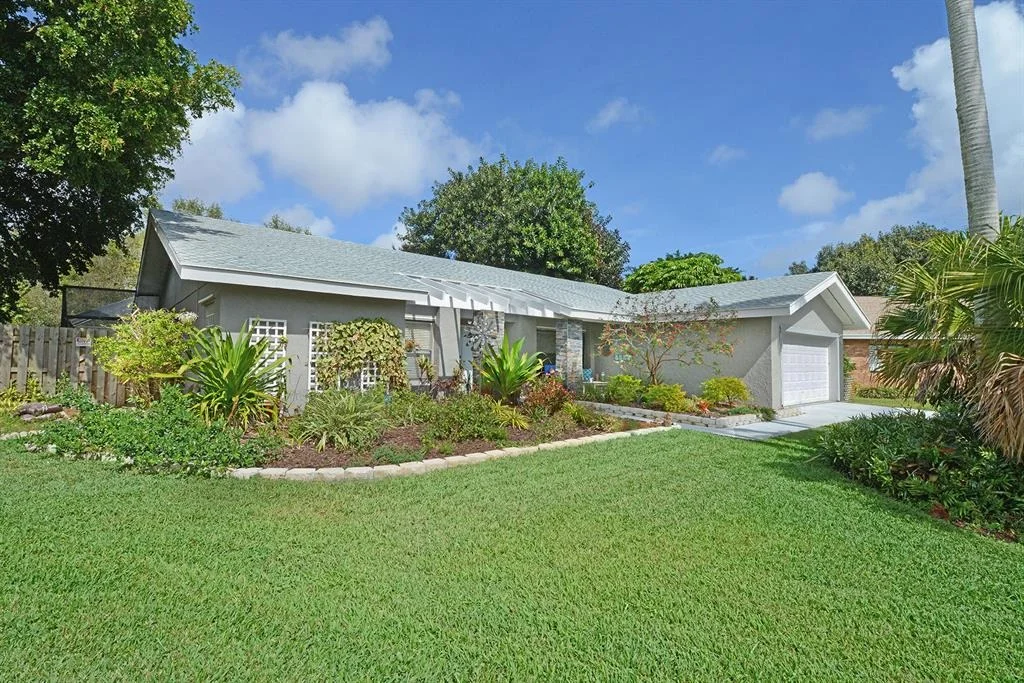 Photo of 17527 Birchwood Drive