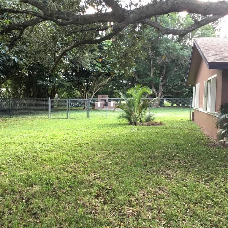 Photo of 4340 Frances Drive