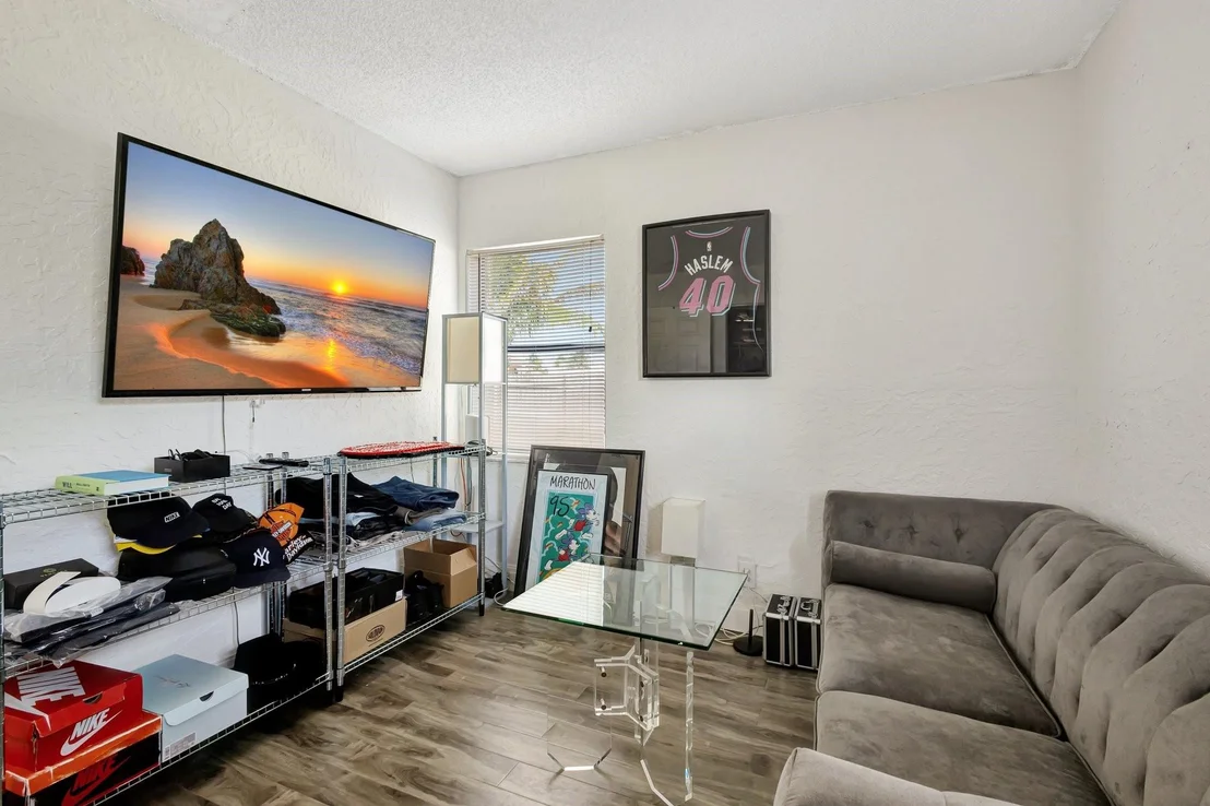 Photo of 2543 Dolphin Drive
