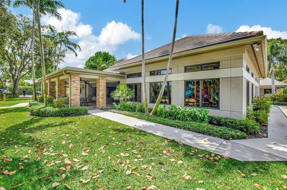 Photo of 3170 Equestrian Drive