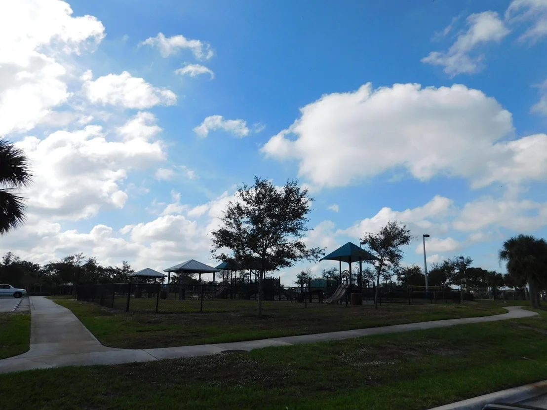 Photo of 437 Ebbtide Drive