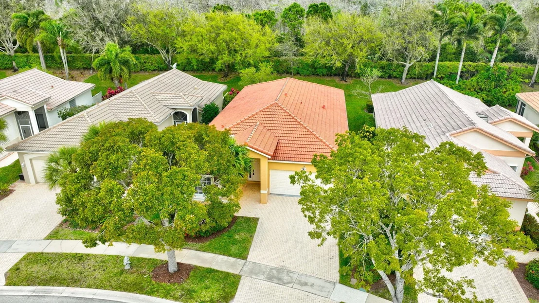 Photo of 2676 Clipper Circle