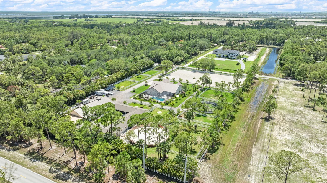 Photo of 1464 Stallion Drive