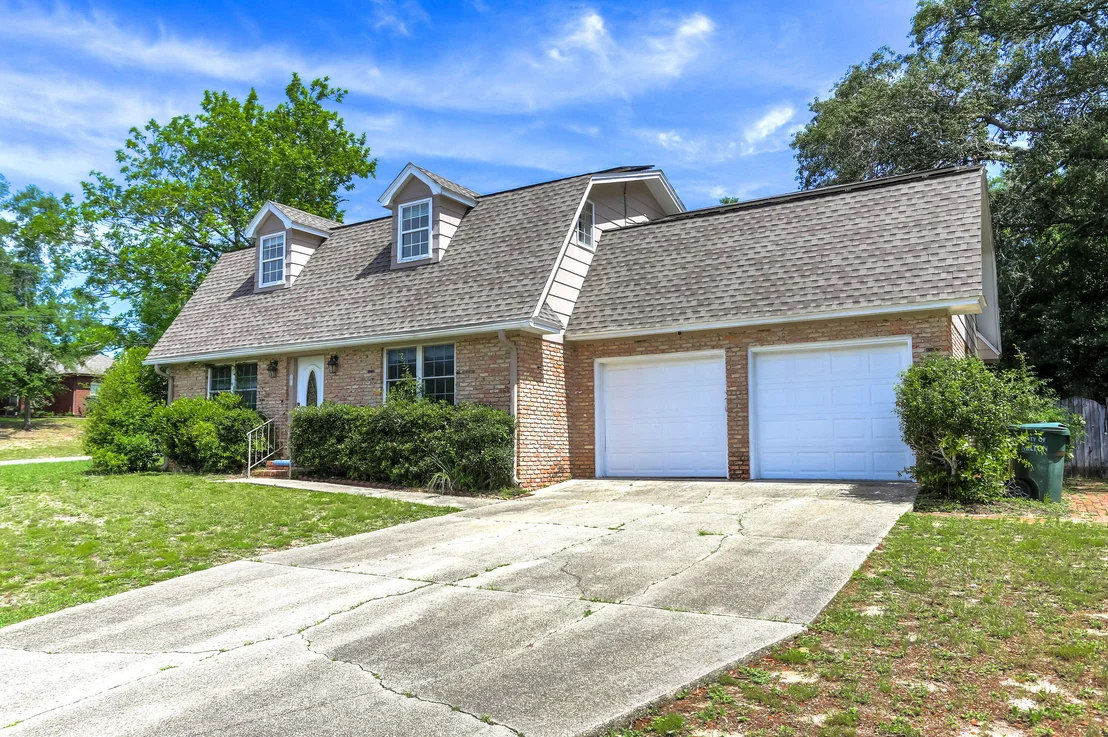 Photo of 5572 Andromeda Drive