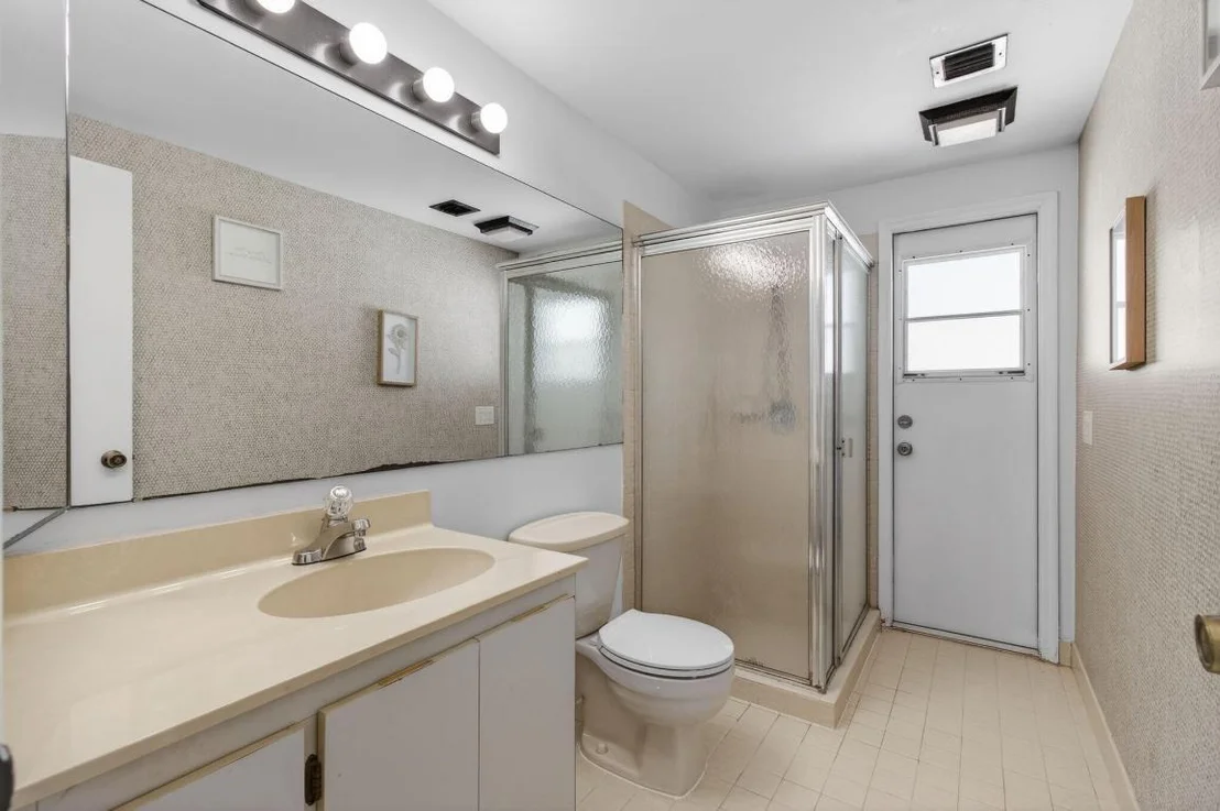 Photo of 1350 Periwinkle Place