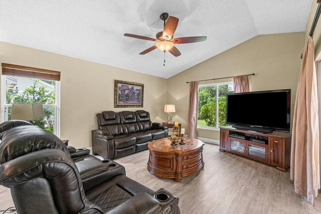 Photo of 22075 Flower Drive