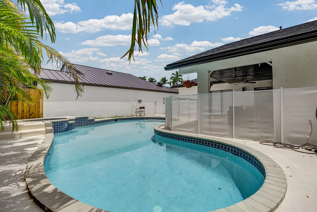 Photo of 21641 SUTTERS Lane