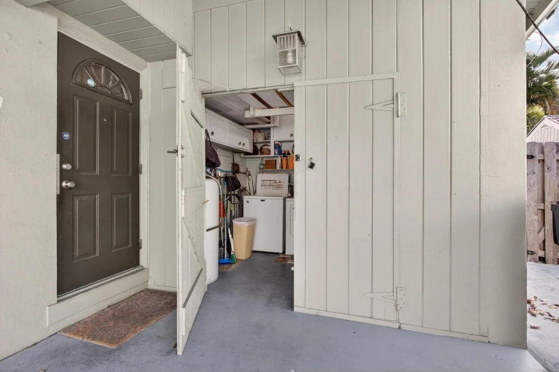 Photo of 1432 SE 2nd Street SE