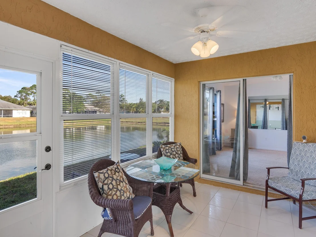 Photo of 6713 Gaviota