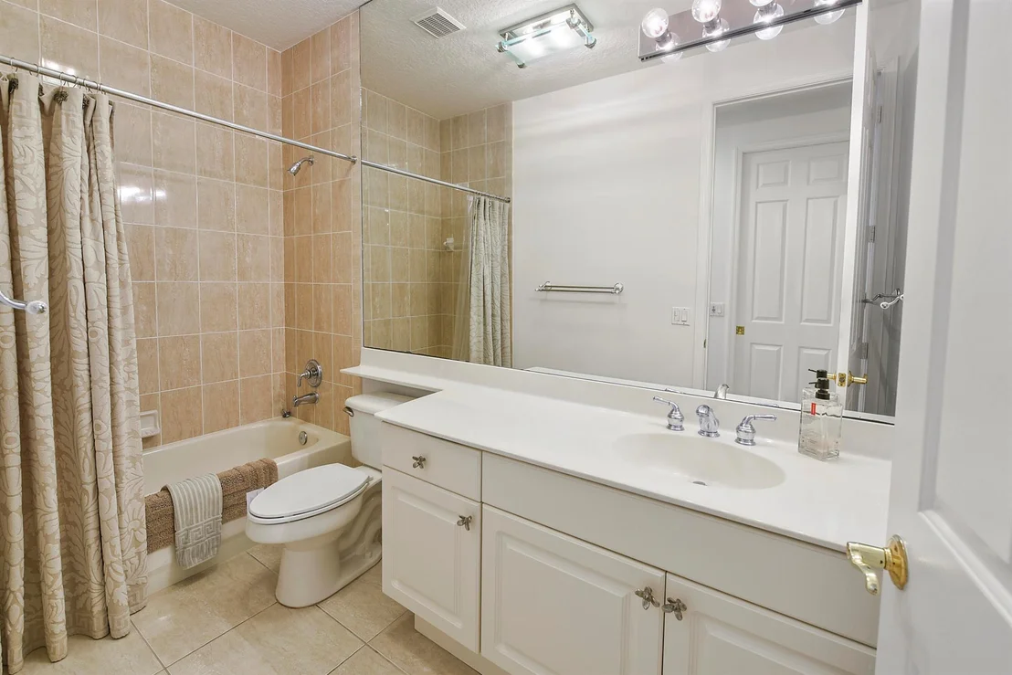 Photo of 8976 Terni Lane