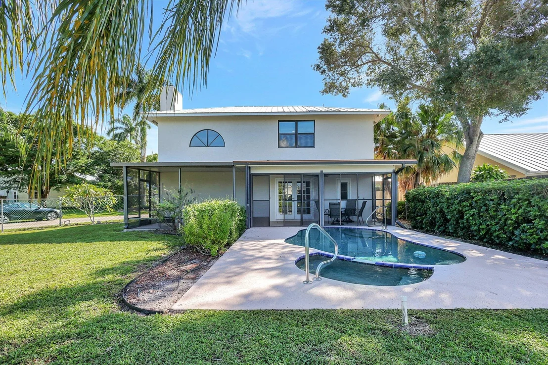 Photo of 2212 NW 20th Avenue