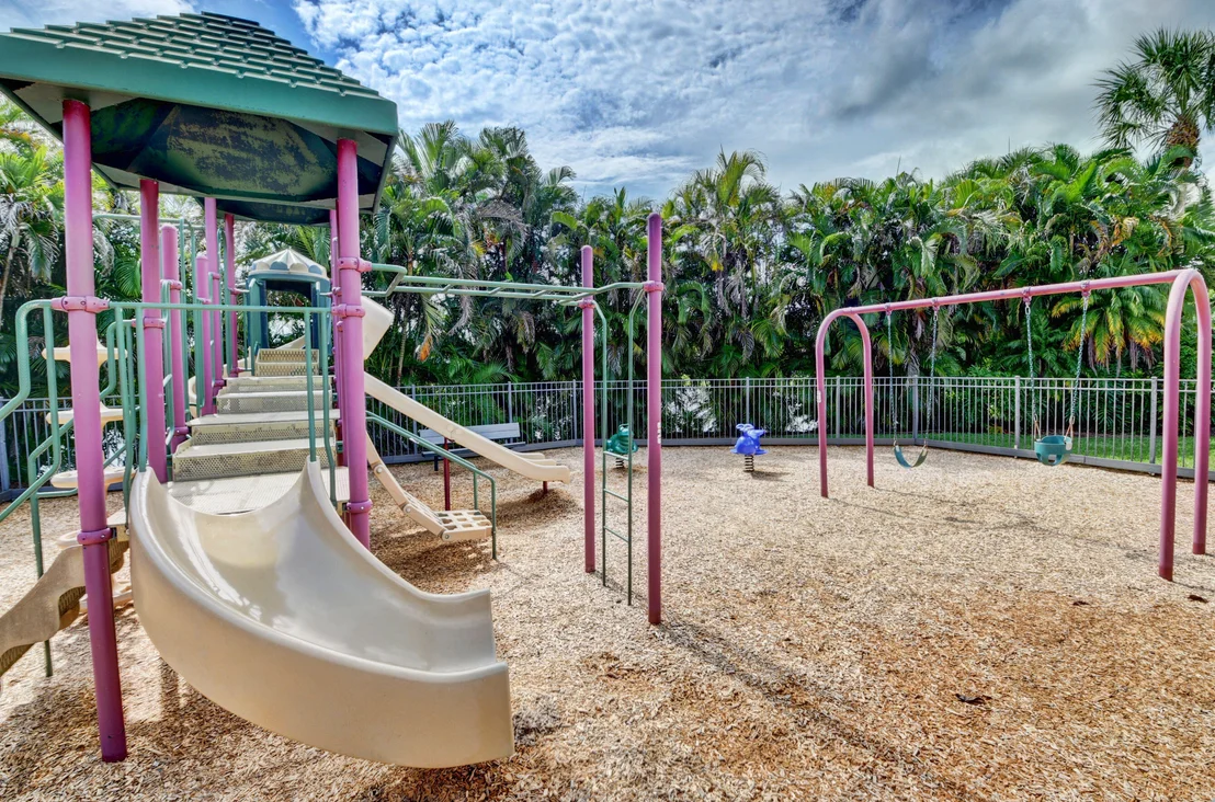 Photo of 17683 Sealakes Drive