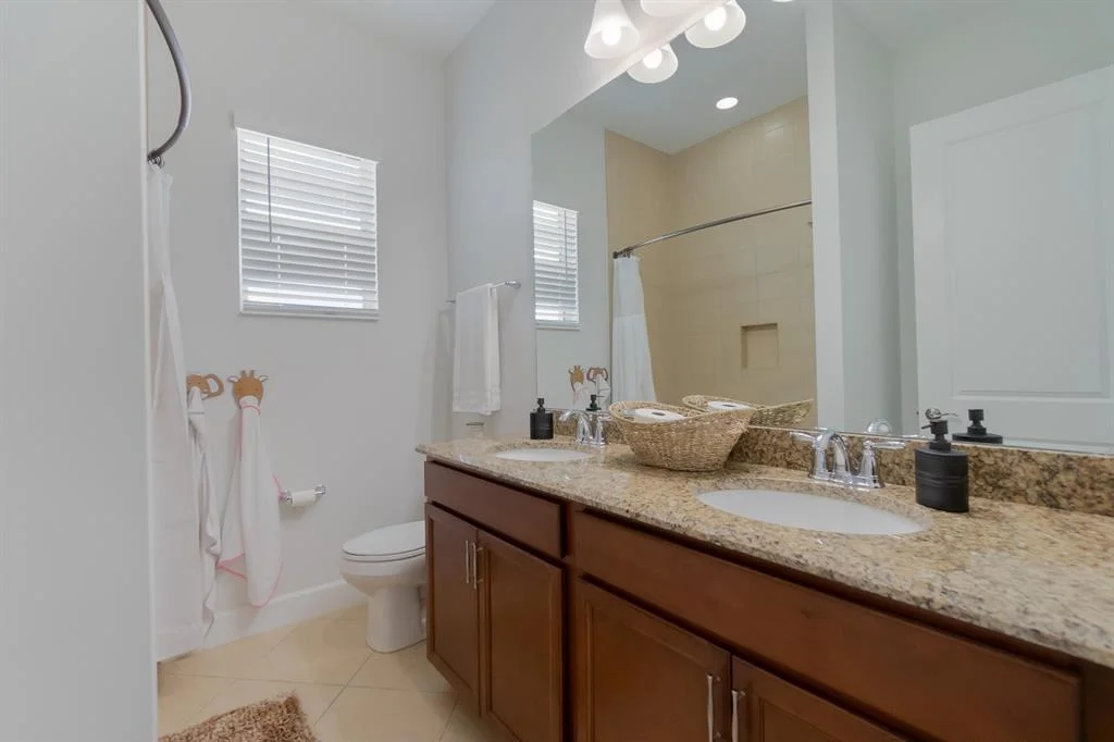Photo of 15126 Goldfinch Circle