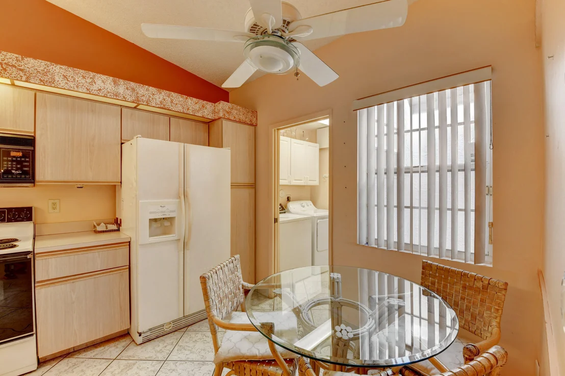 Photo of Unit A at 6384 Mill Pointe Circle