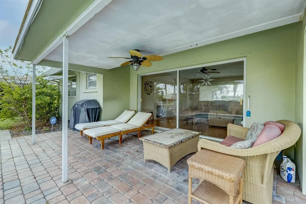 Photo of 480 SE 1st Avenue