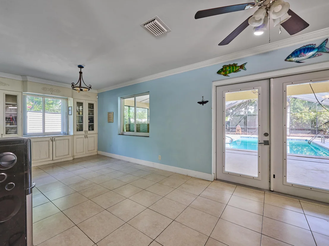 Photo of 191 SE 27TH Avenue