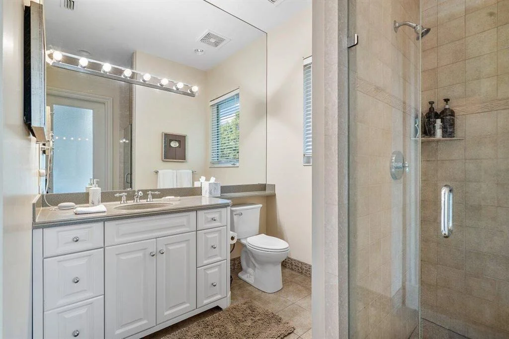 Photo of 804 Marbella Lane E