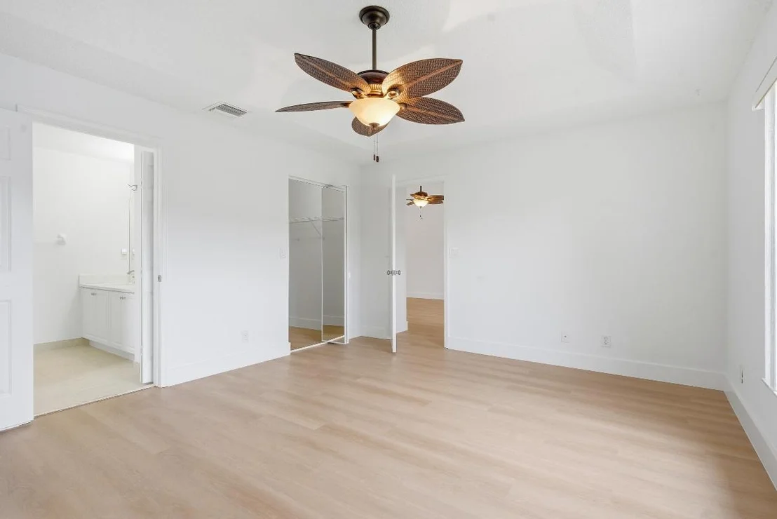Photo of 128 Sausalito Drive