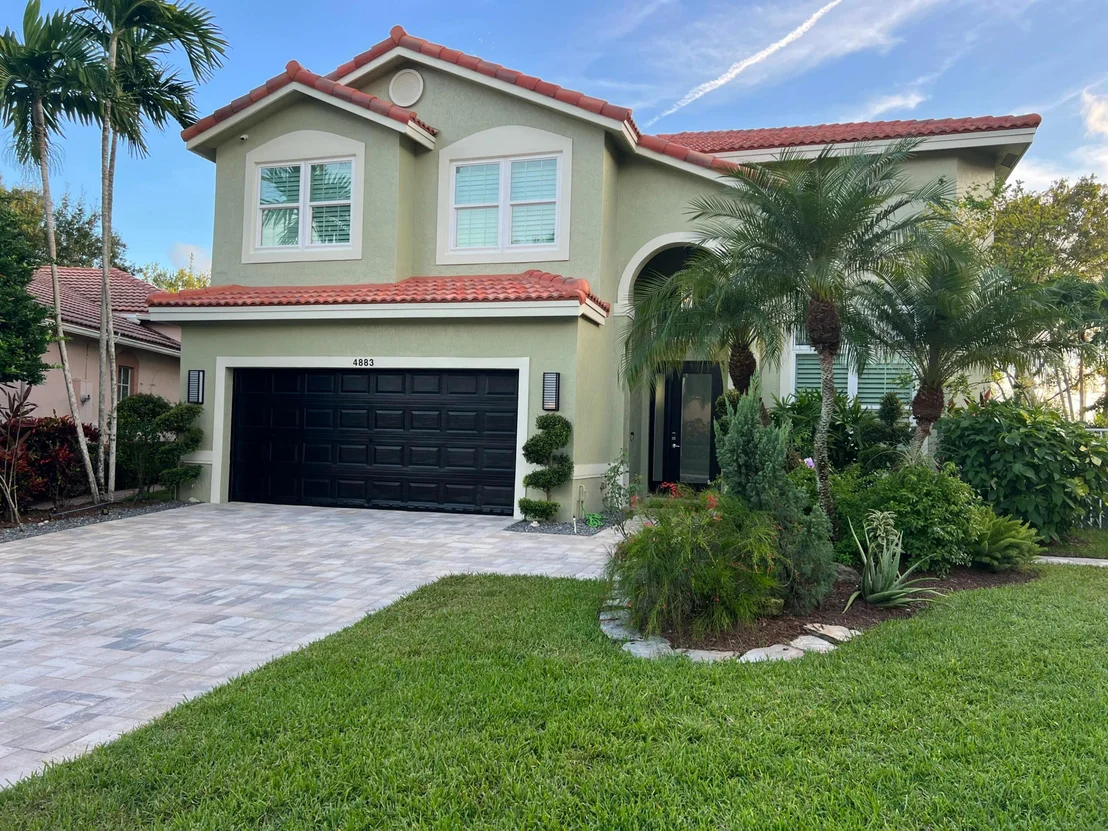 Photo of 4883 N Classical Boulevard