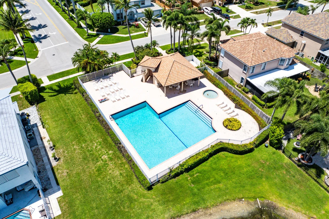Photo of 8885 Spring Valley Drive