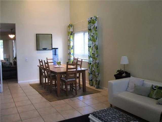 Photo of 1453 Banyan Circle