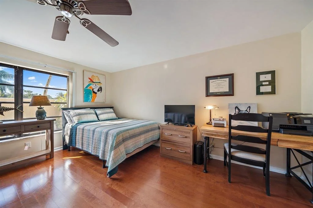 Photo of Unit 106E at 300 N Highway A1a