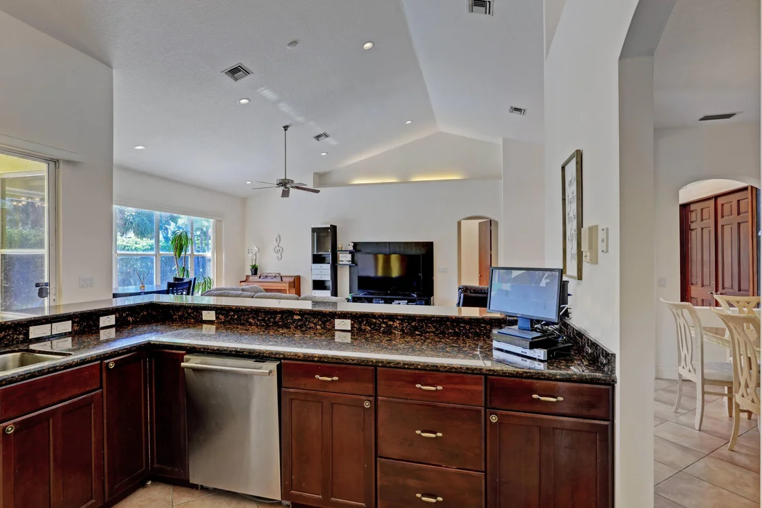 Photo of 1295 Singer Drive