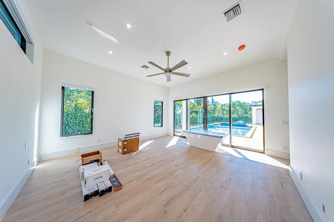 Photo of 3215 Palm Drive