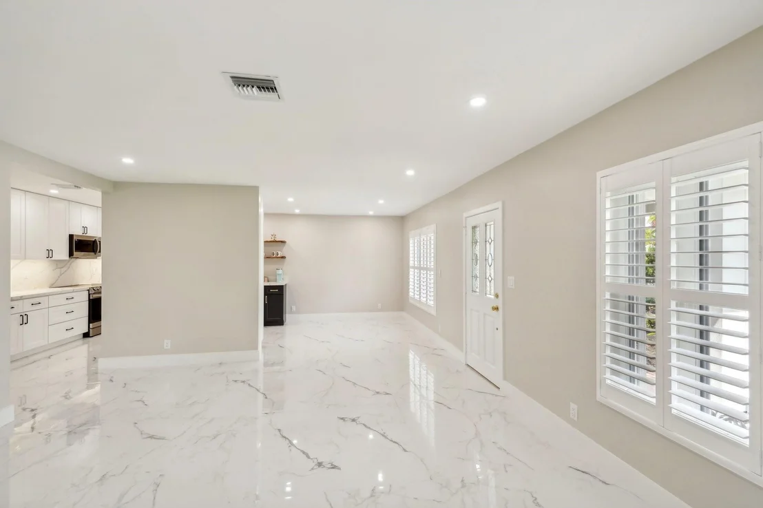 Photo of 720 NE 2nd Street