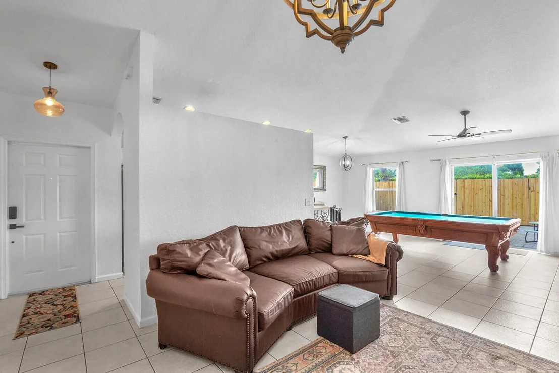 Photo of 5836 Azalea Circle