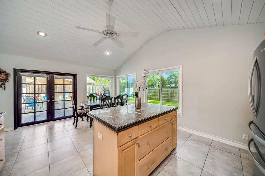 Photo of 9130 Saddlecreek Drive