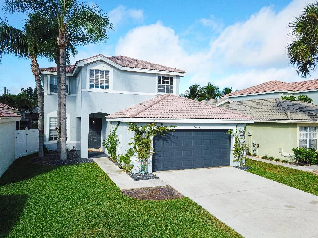 Photo of 7069 Middlebury Drive