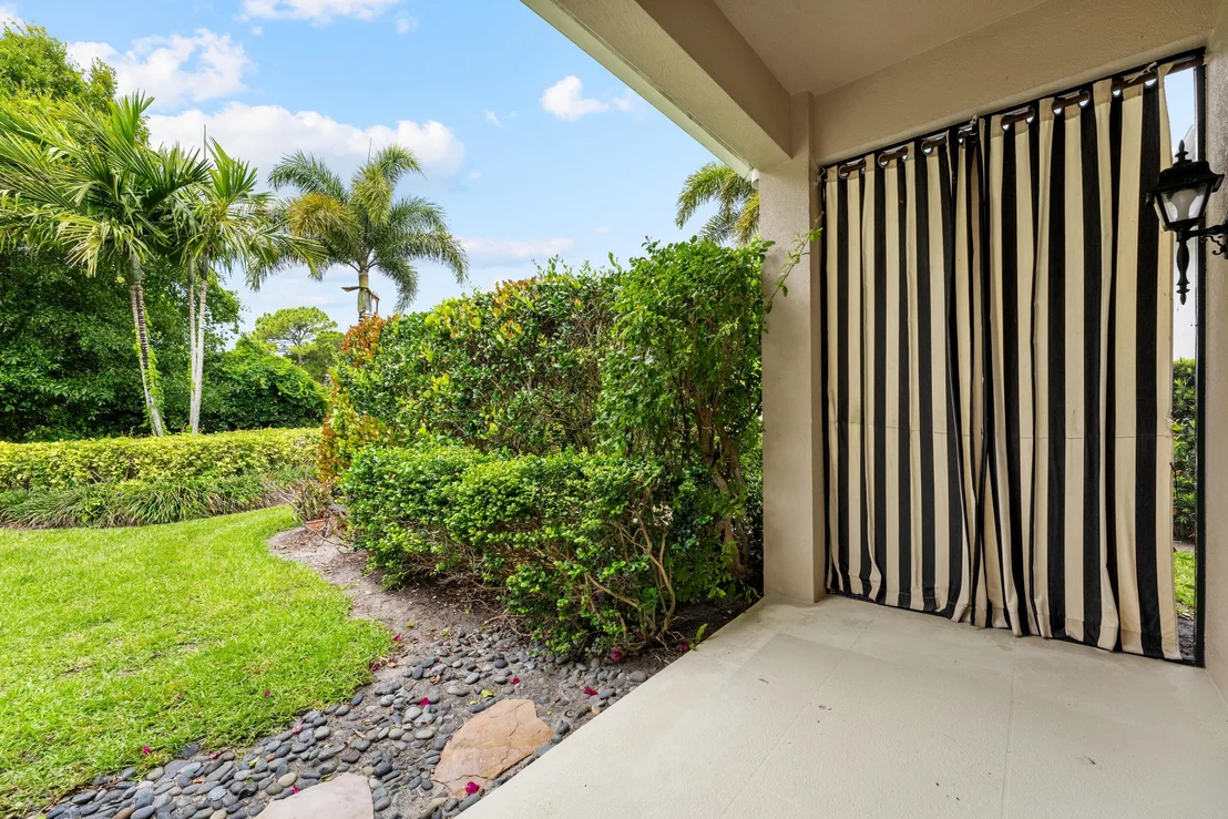 Photo of 326 Caravelle Drive