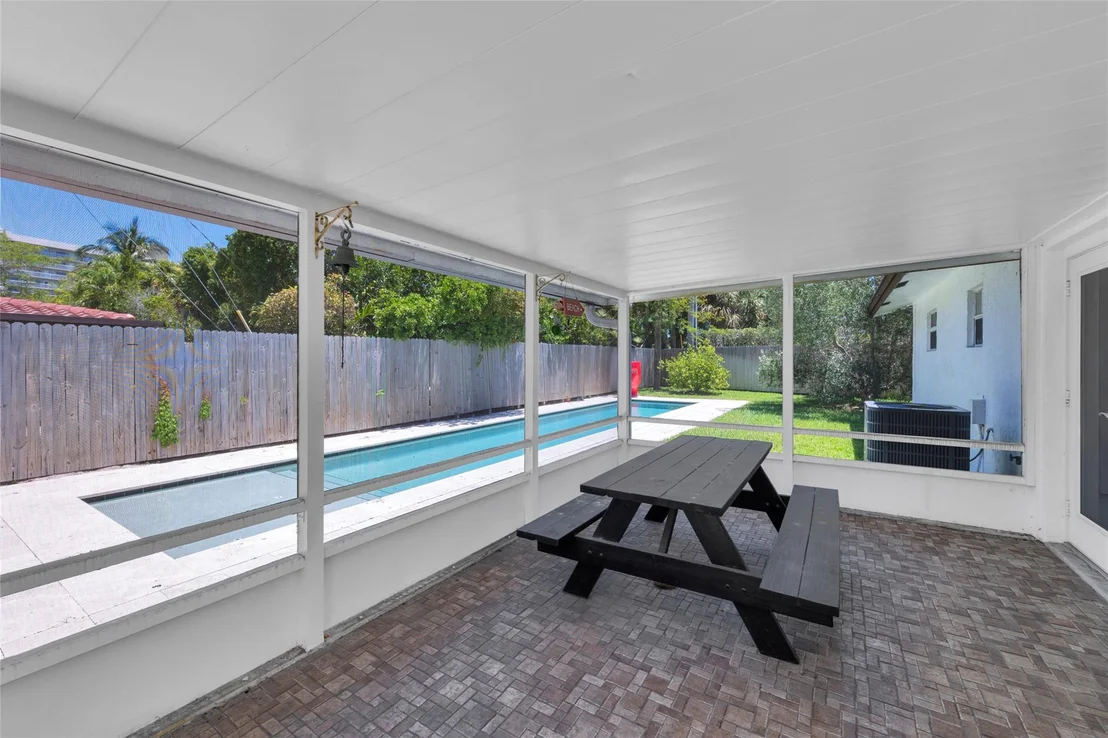 Photo of 3213 Dover Road