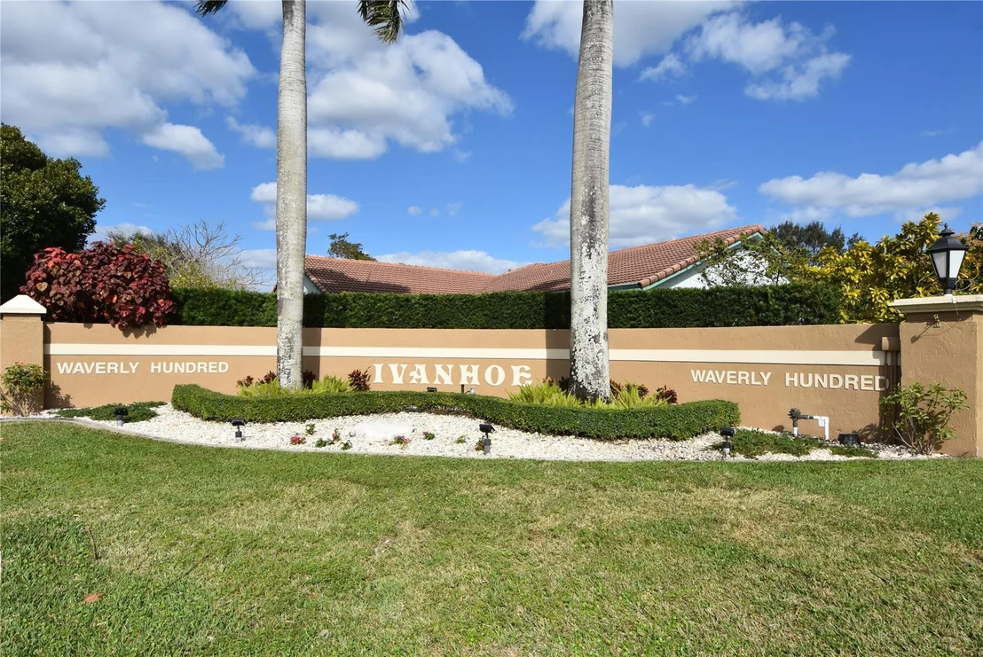 Photo of 6530 Olde Moat Way