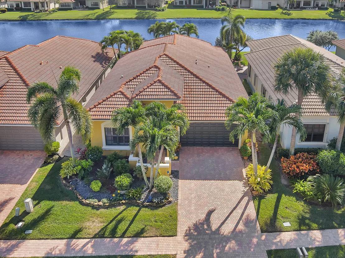 Photo of 7127 Boscanni Drive